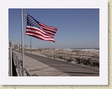 Ventnor Boardwalk and American Flag * 800 x 600 * (45KB)
